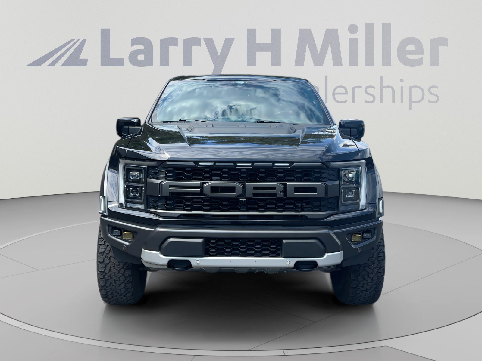 Certified 2022 Ford F150 Raptor w/ Raptor 37 Performance Package AWD/4WD image 8