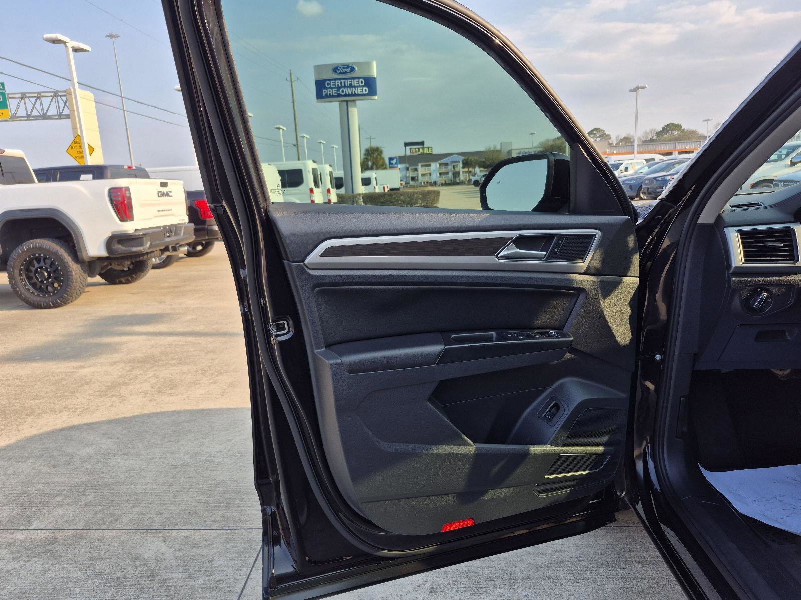 Used 2019 Volkswagen Atlas SE image 9