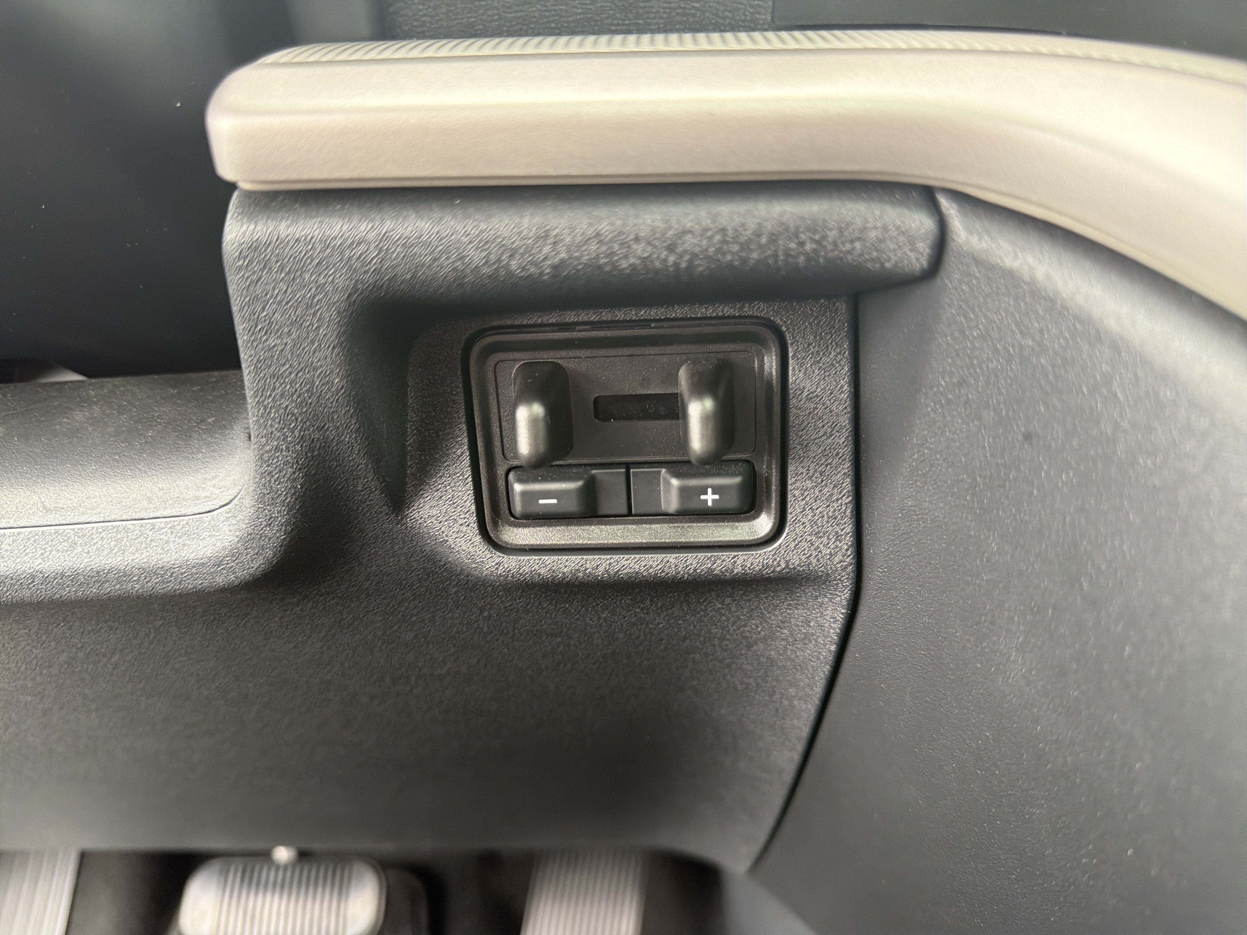 Certified 2025 Ford Expedition Max Active AWD/4WD image 72