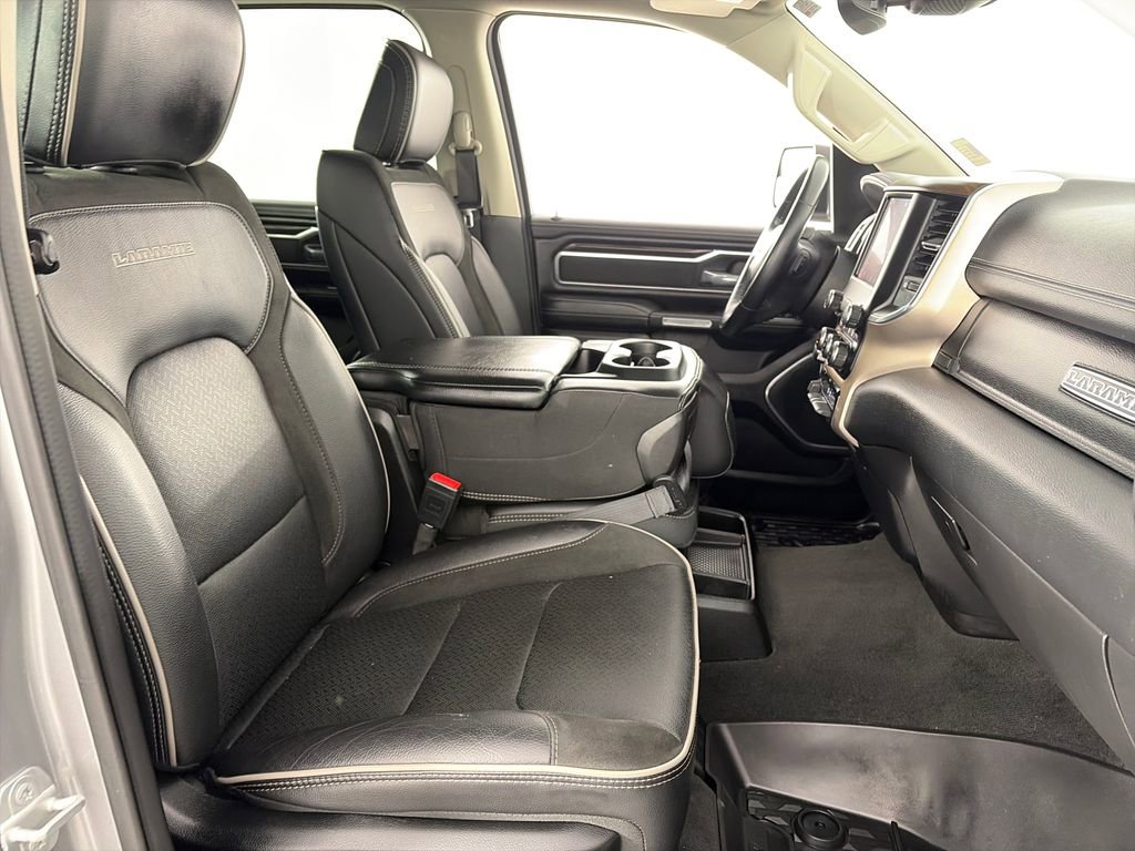 Used 2022 RAM 1500 Laramie AWD/4WD image 32