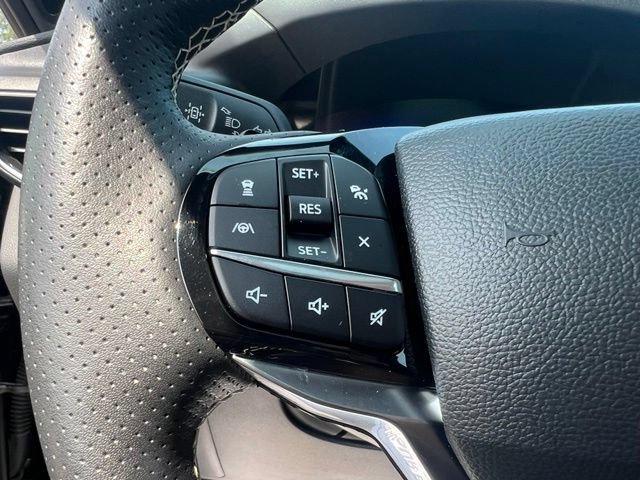 Certified 2023 Ford Explorer ST w/ Equipment Group 401A AWD/4WD image 9