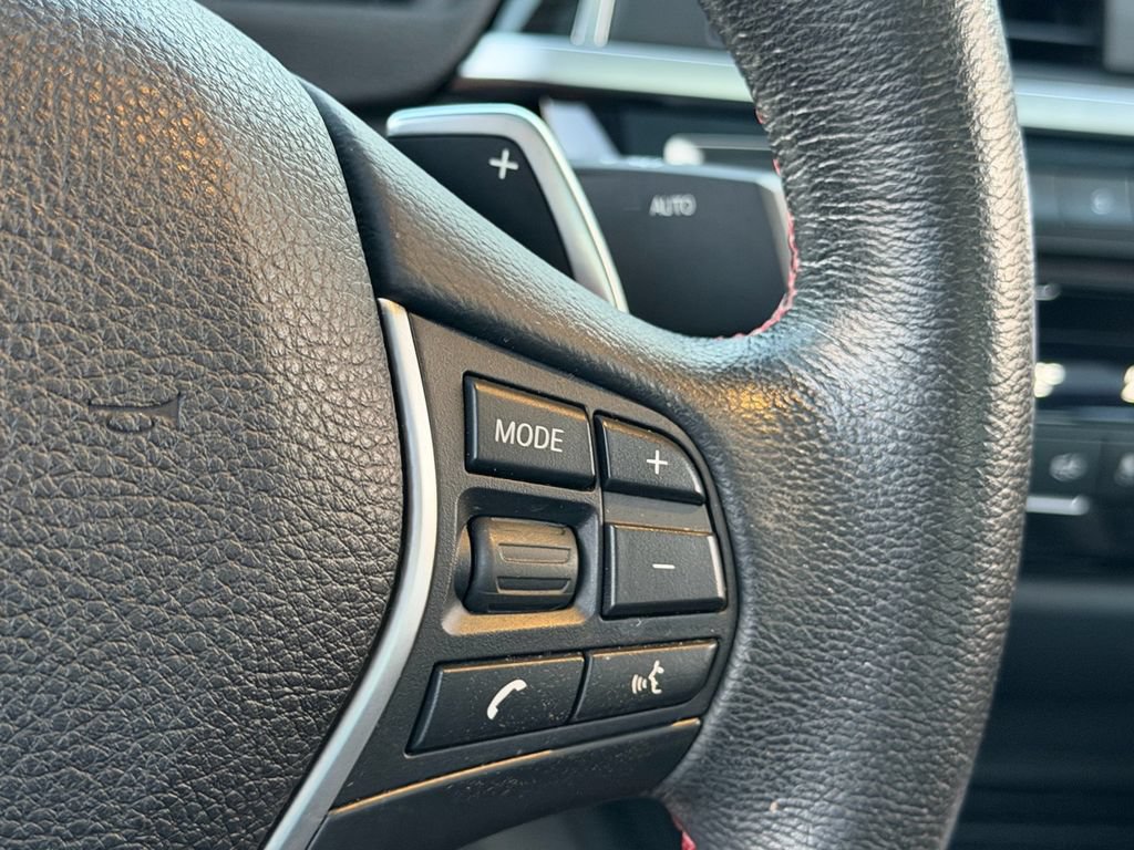 Used 2018 BMW 330i xDrive Sedan AWD/4WD image 27