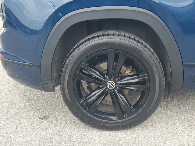 Used 2023 Volkswagen Atlas Cross Sport SEL image 10