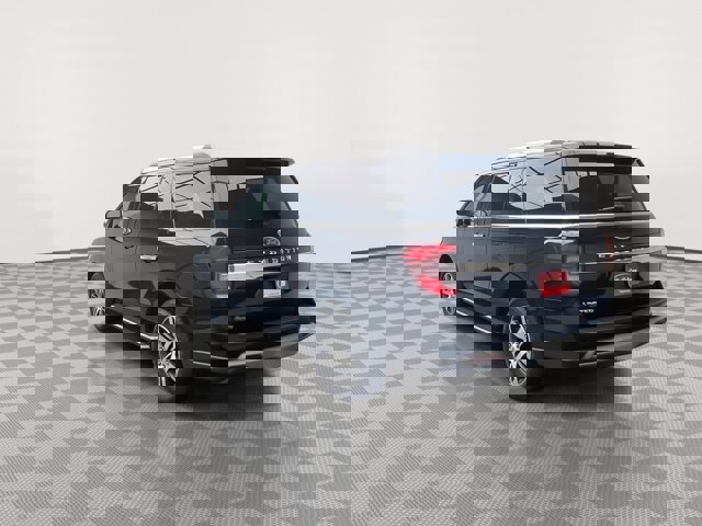 Certified 2022 Ford Expedition Limited image 2