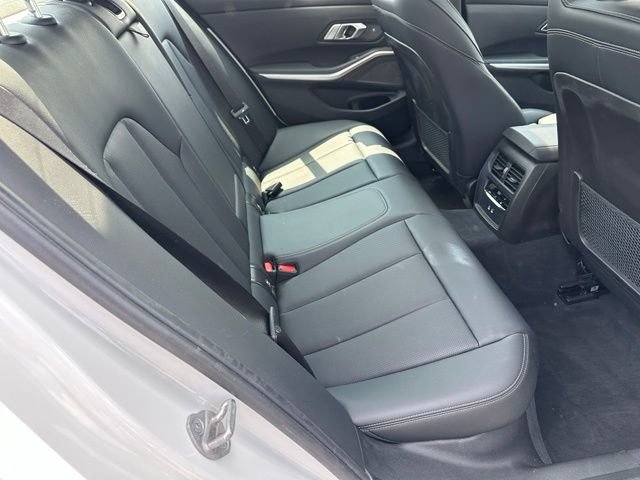 Used 2023 BMW 330i xDrive Sedan w/ Premium Package AWD/4WD image 9
