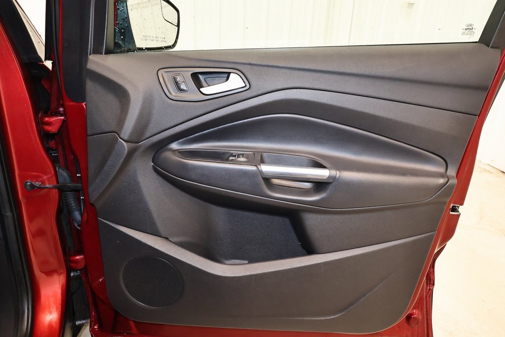 Certified 2019 Ford Escape SE image 16