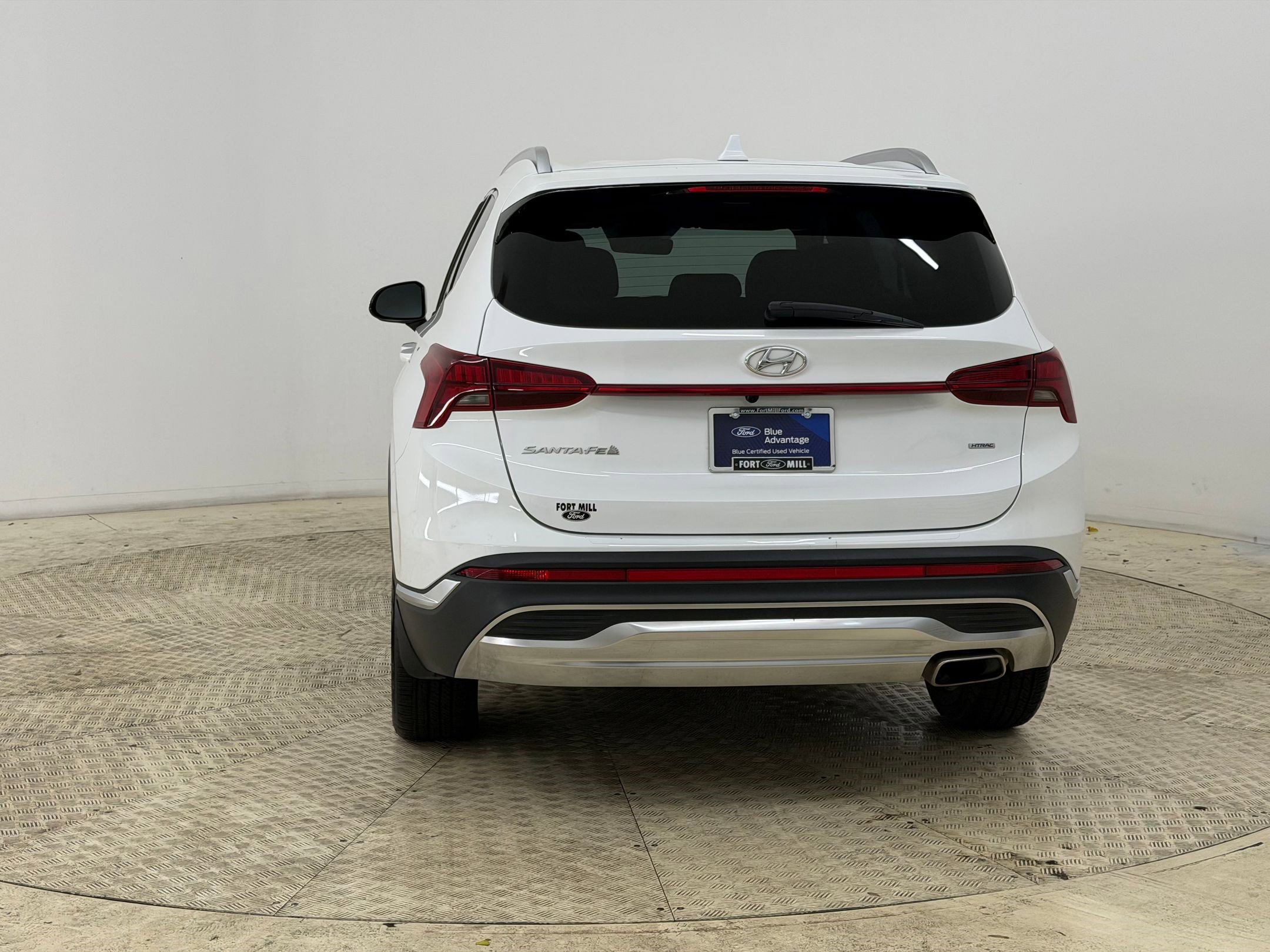 Used 2022 Hyundai Santa Fe SEL w/ Convenience Package image 10