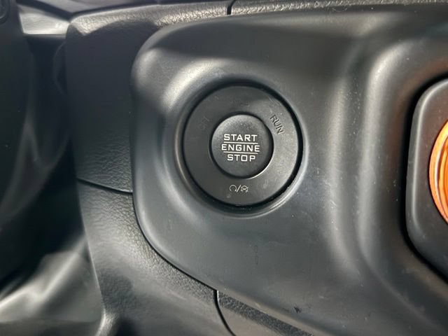 Used 2023 Jeep Gladiator Mojave w/ Cold Weather Group AWD/4WD image 17