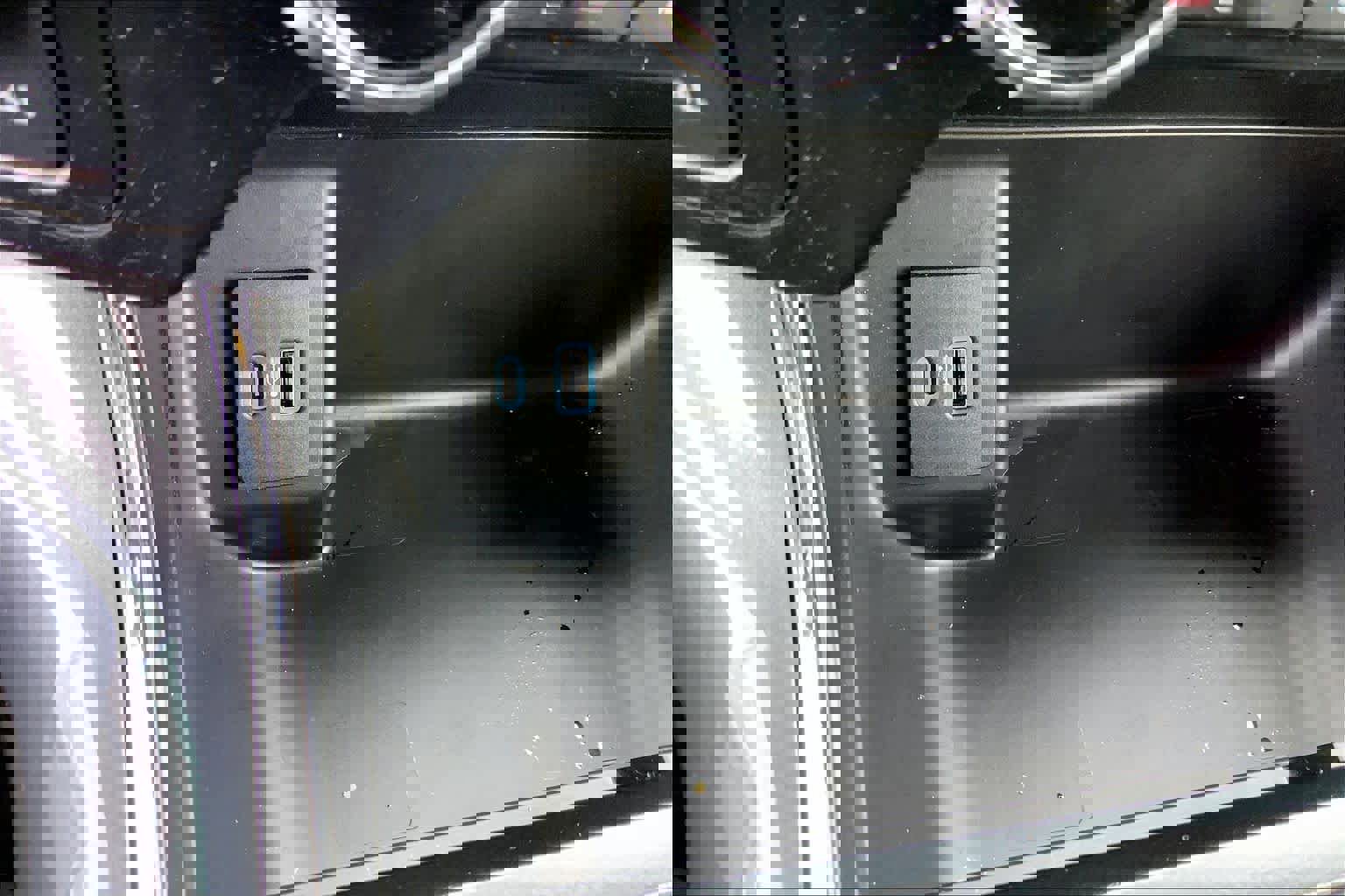 Certified 2023 Ford F150 XLT w/ Equipment Group 302A High image 31