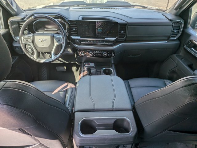 Used 2023 Chevrolet Silverado 1500 LT Trail Boss AWD/4WD image 30