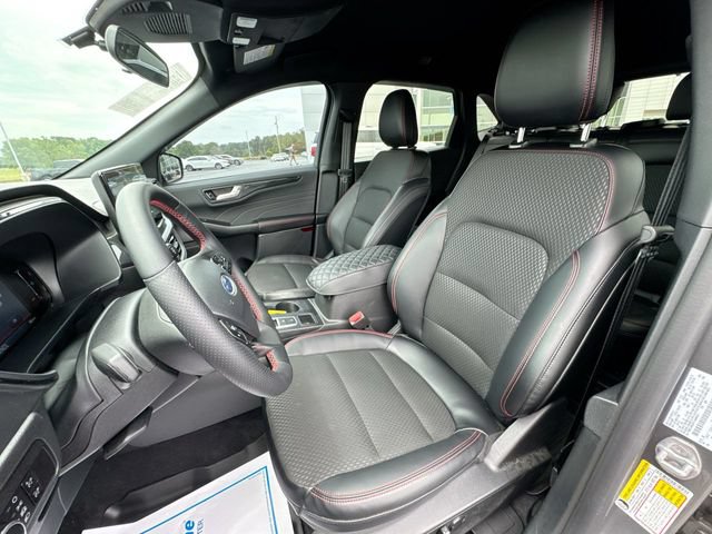 Certified 2026 Ford Escape ST-Line Select w/ Tech Pack #1 AWD/4WD image 11