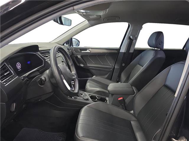 Used 2022 Volkswagen Tiguan SE image 8