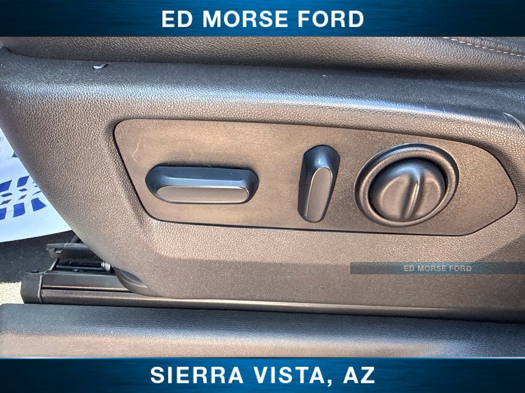 Used 2023 GMC Sierra 2500 SLT w/ SLT Preferred Package AWD/4WD image 22