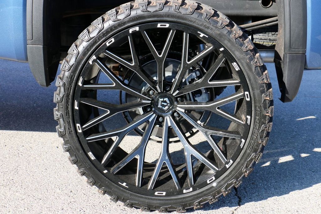 Used 2025 GMC Sierra 1500 Denali Ultimate image 8