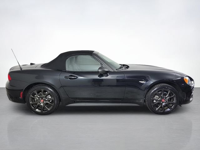 Used 2020 FIAT 124 Spider Abarth w/ Convenience Group RWD video 2