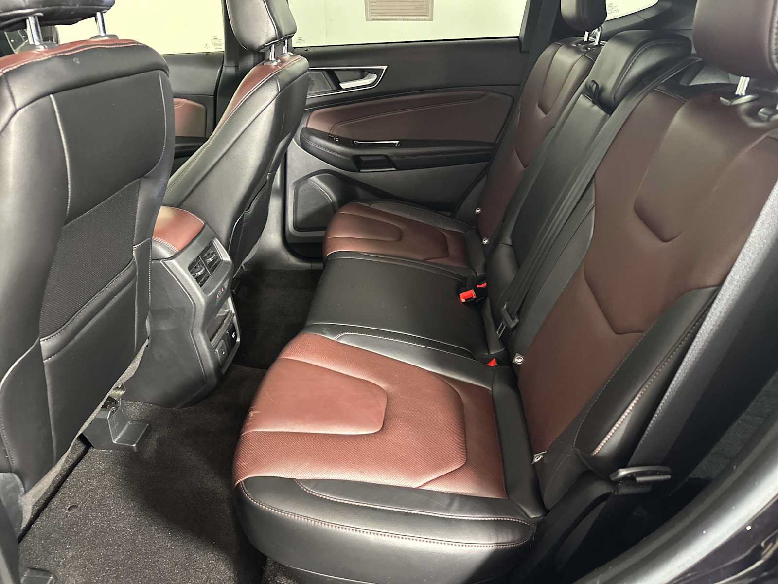 Certified 2020 Ford Edge Titanium w/ Equipment Group 301A FWD image 22