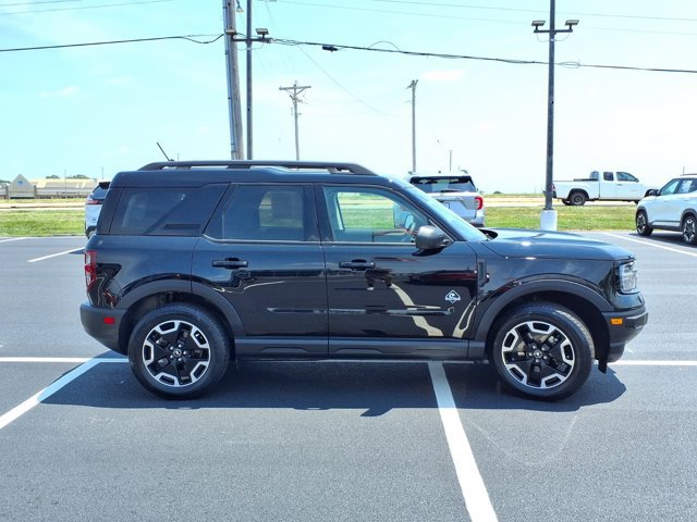 Certified 2023 Ford Bronco Sport Outer Banks w/ Tech Package AWD/4WD image 6