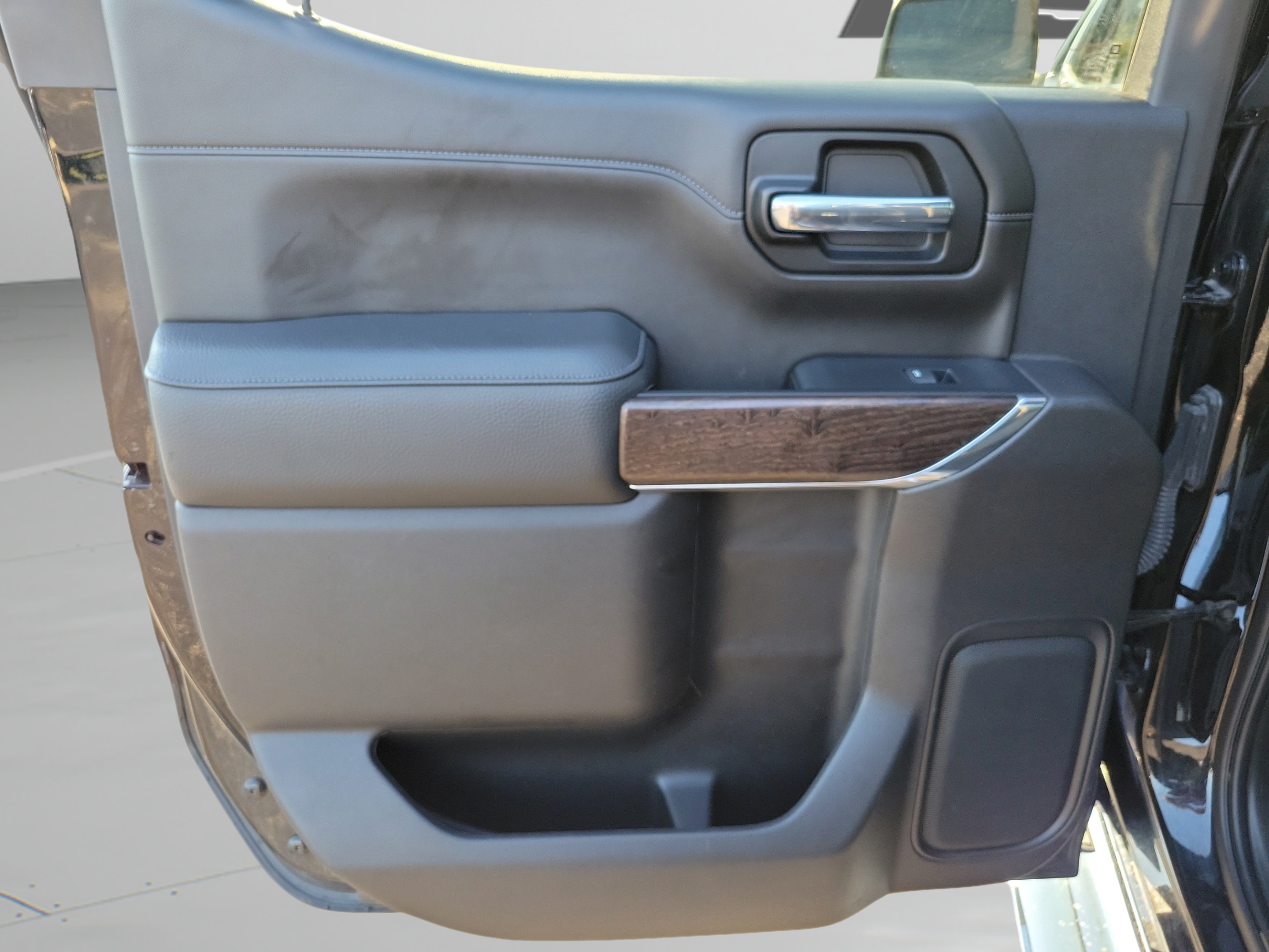 Used 2022 GMC Sierra 1500 Denali AWD/4WD image 16