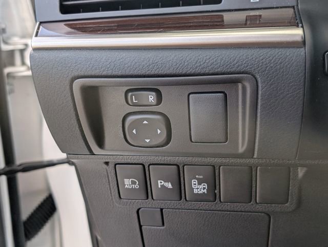 Used 2017 Lexus ES 350 w/ Luxury Package FWD image 24