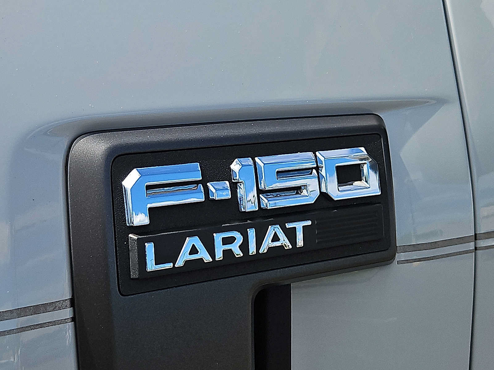 Certified 2023 Ford F150 Lariat w/ Equipment Group 502A High AWD/4WD image 31