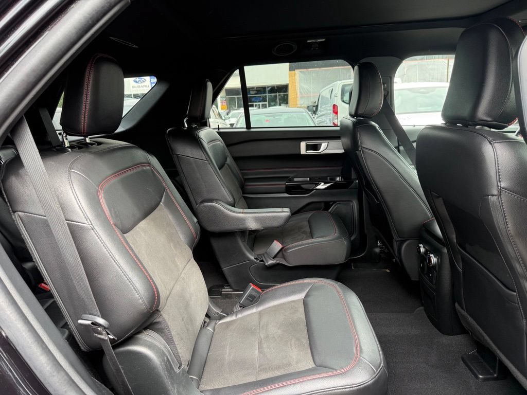 Certified 2023 Ford Explorer ST-Line w/ Class IV Trailer Tow Package AWD/4WD image 32