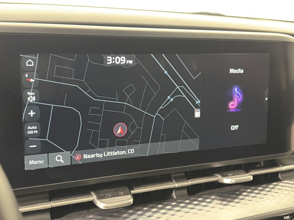 Used 2024 Kia Carnival SX Prestige image 18