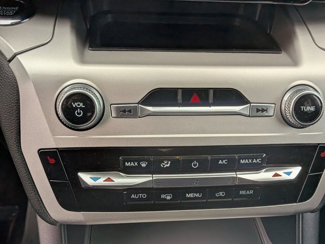 Certified 2022 Ford Explorer XLT AWD/4WD image 24