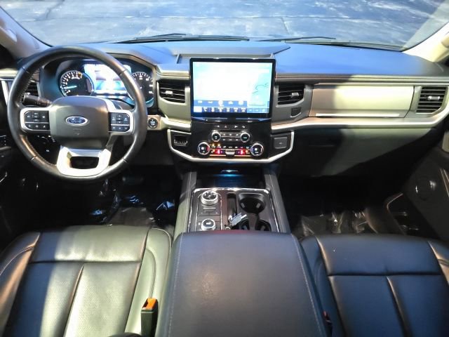 Certified 2024 Ford Expedition XLT image 14