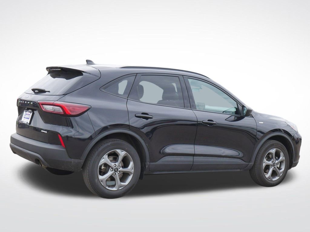 Certified 2025 Ford Escape ST-Line AWD/4WD image 4