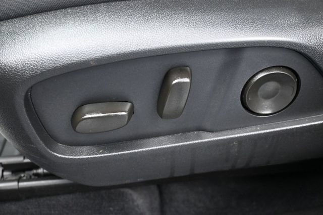 Used 2025 Chevrolet Equinox LT w/ Convenience Package II FWD image 12