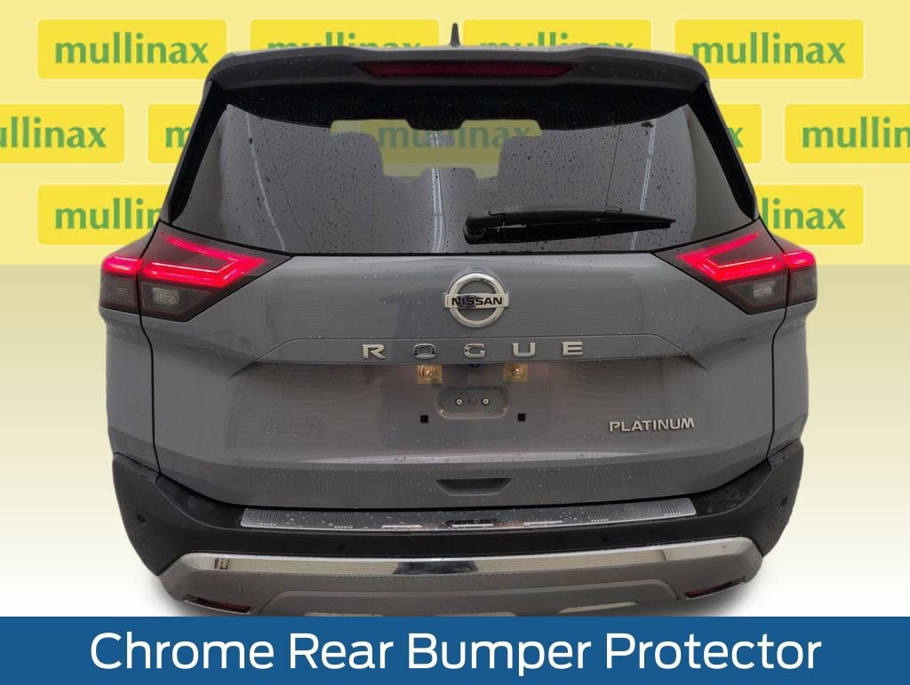Used 2021 Nissan Rogue Platinum image 4