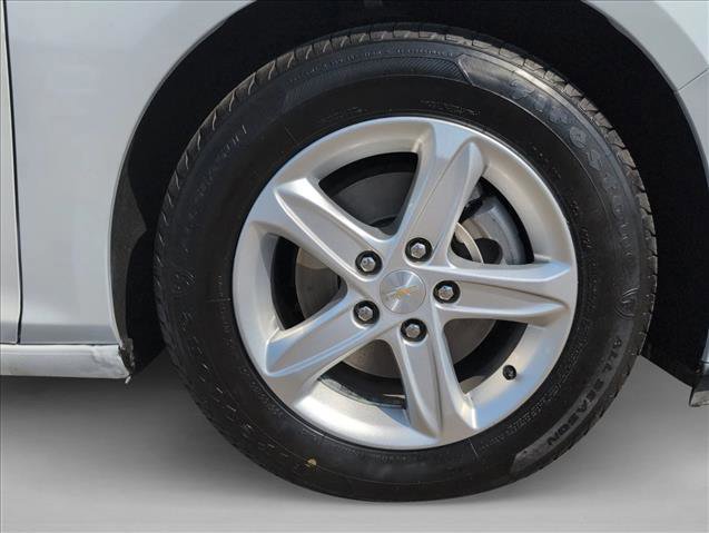 Used 2023 Chevrolet Malibu LS image 23