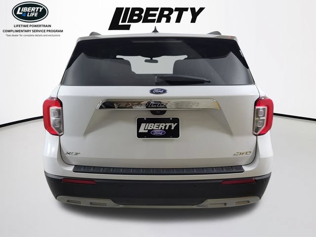 Certified 2021 Ford Explorer XLT w/ Equipment Group 202A AWD/4WD image 4