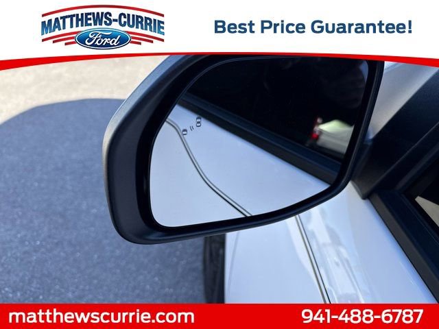 Certified 2022 Ford Maverick Lariat w/ Lariat Luxury Package image 8