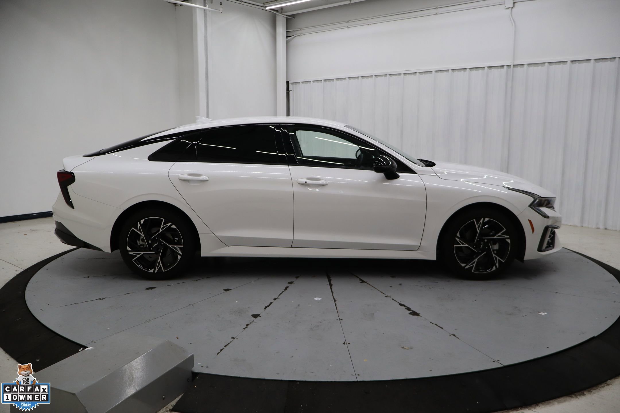 Used 2025 Kia K5 GT-Line FWD image 2