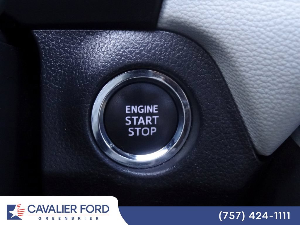 Used 2025 Toyota RAV4 XLE w/ Convenience Package AWD/4WD image 20