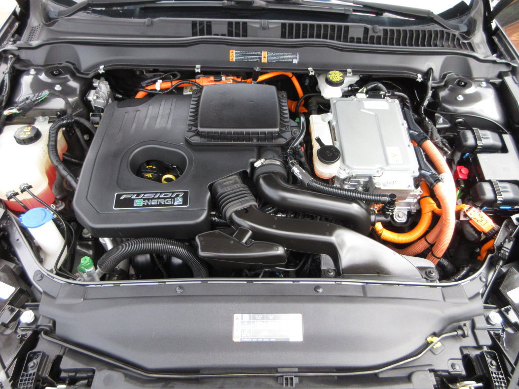 Certified 2018 Ford Fusion Energi Titanium FWD image 30