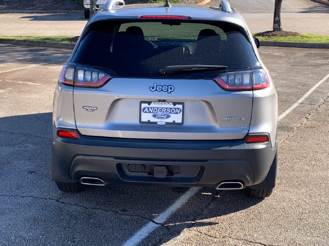 Used 2019 Jeep Cherokee Latitude w/ Trailer Tow Group FWD image 6