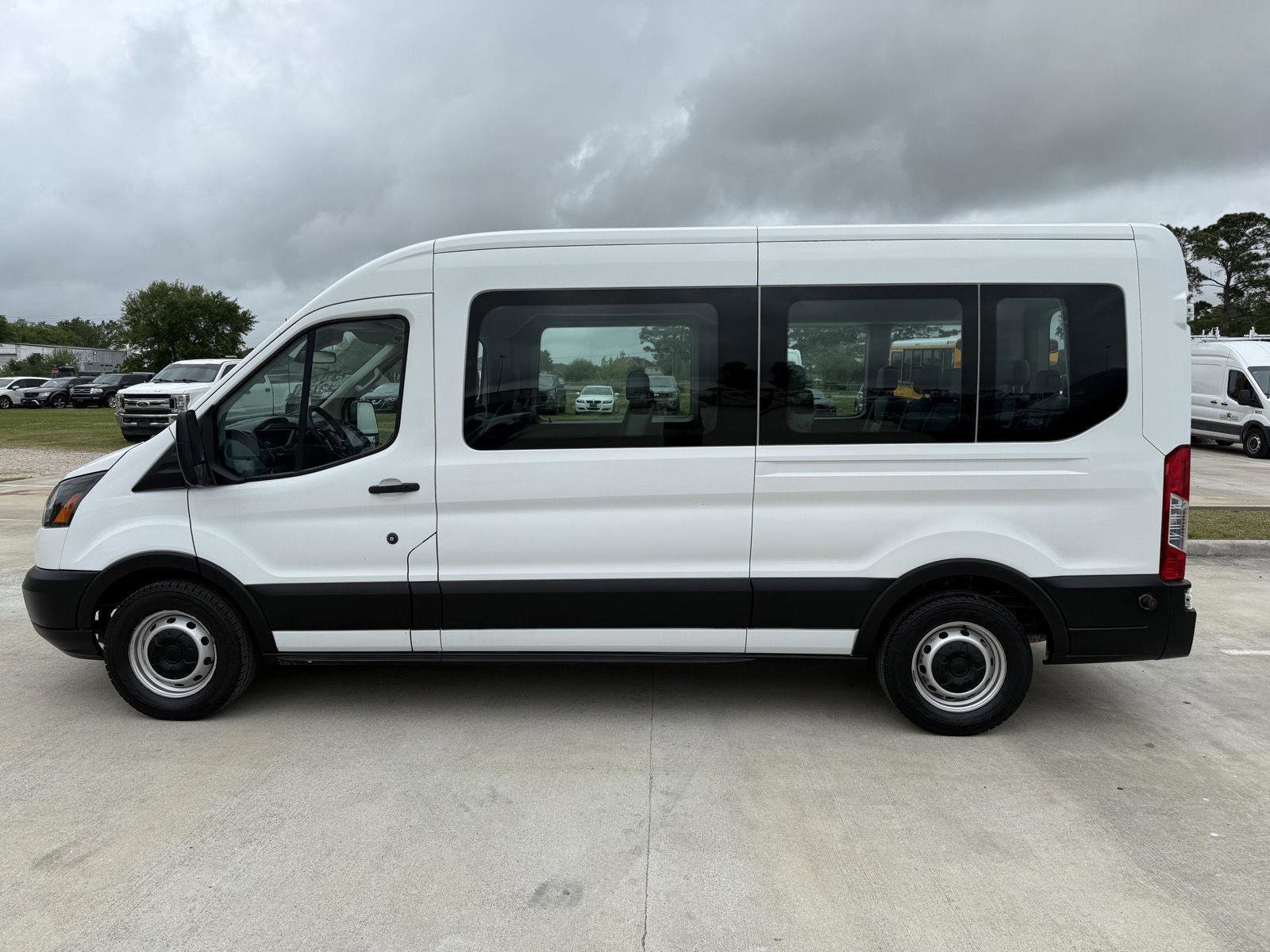 Certified 2019 Ford Transit 350 XL image 2