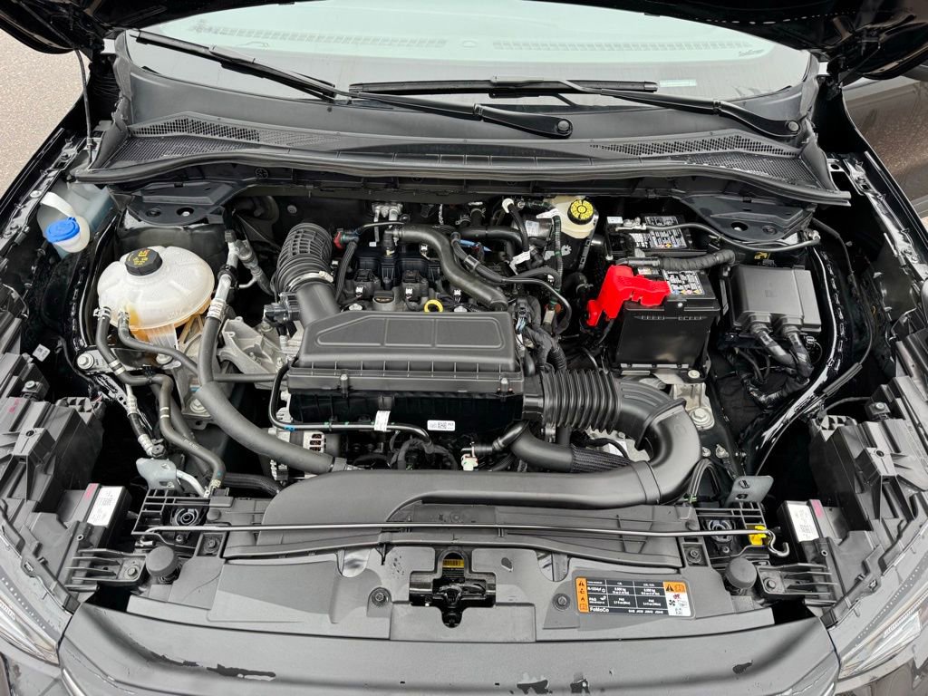 Certified 2025 Ford Escape ST-Line image 11