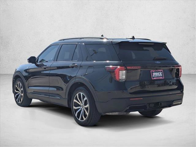Certified 2025 Ford Explorer ST-Line w/ Premium Package RWD image 8