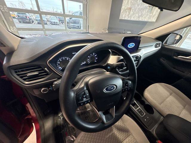 Certified 2020 Ford Escape SE image 9