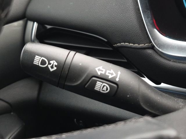 Used 2023 Chevrolet Traverse LT image 45