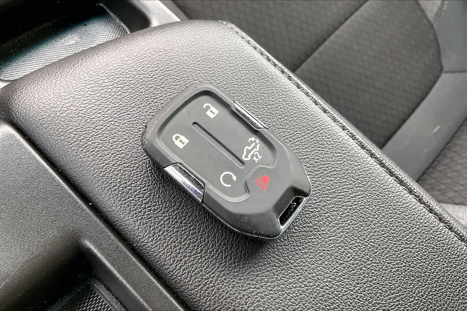 Used 2020 GMC Sierra 1500 Elevation w/ Elevation Convenience Package AWD/4WD image 19