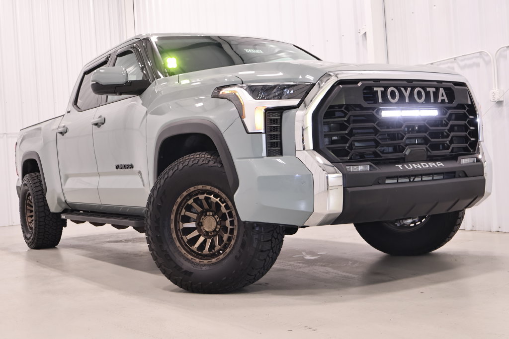 Used 2022 Toyota Tundra SR5 w/ TRD Off-Road Premium Package AWD/4WD image 45