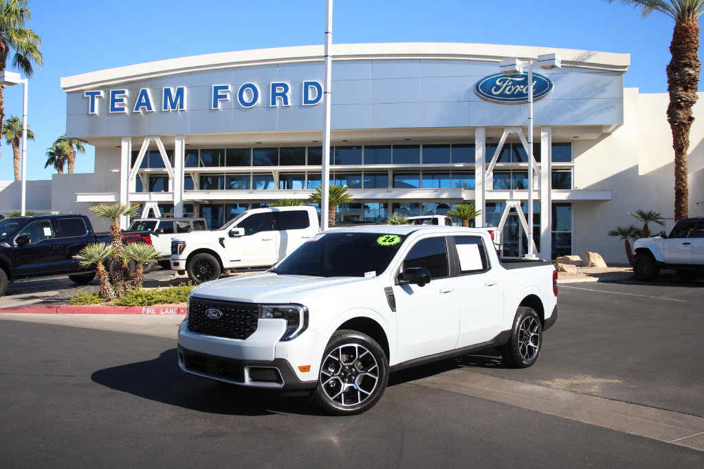 Certified 2026 Ford Maverick Lariat w/ 4K Tow Package AWD/4WD image 2