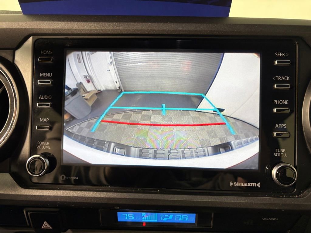 Used 2021 Toyota Tacoma TRD Off-Road image 18