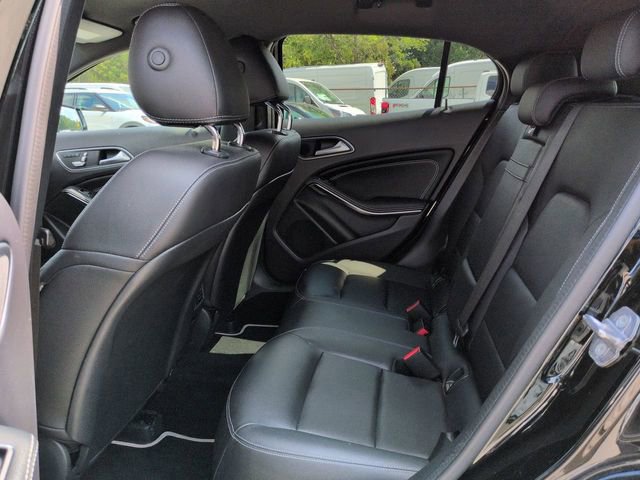 Used 2020 Mercedes-Benz GLA 250 image 13