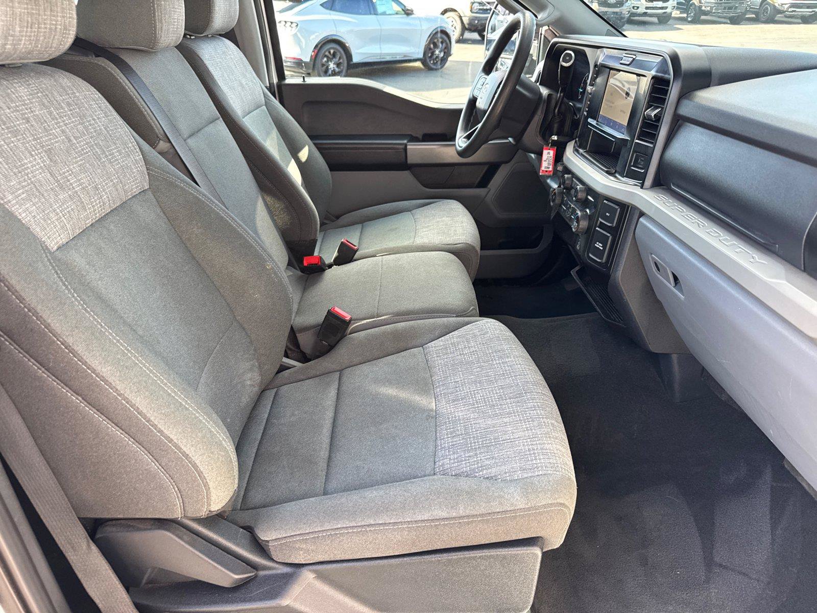 Certified 2025 Ford F250 XLT AWD/4WD image 17