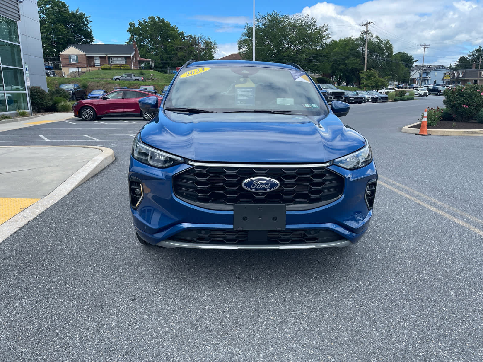 Certified 2023 Ford Escape ST-Line Elite w/ Premium Technology Package AWD/4WD image 8